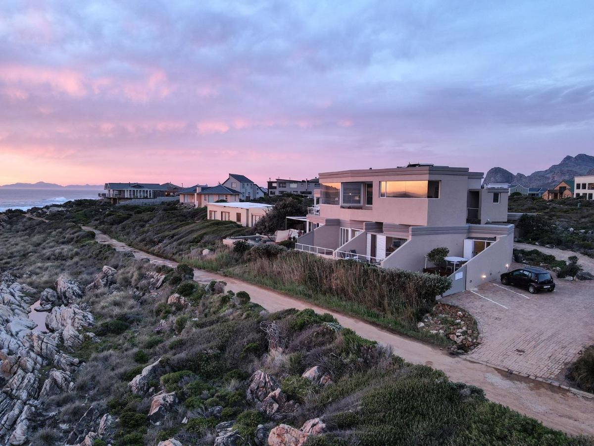 Villa Marine Guest House 4 Star Graded SolarEco Friendly Abundant Water Pringle Bay Exterior foto
